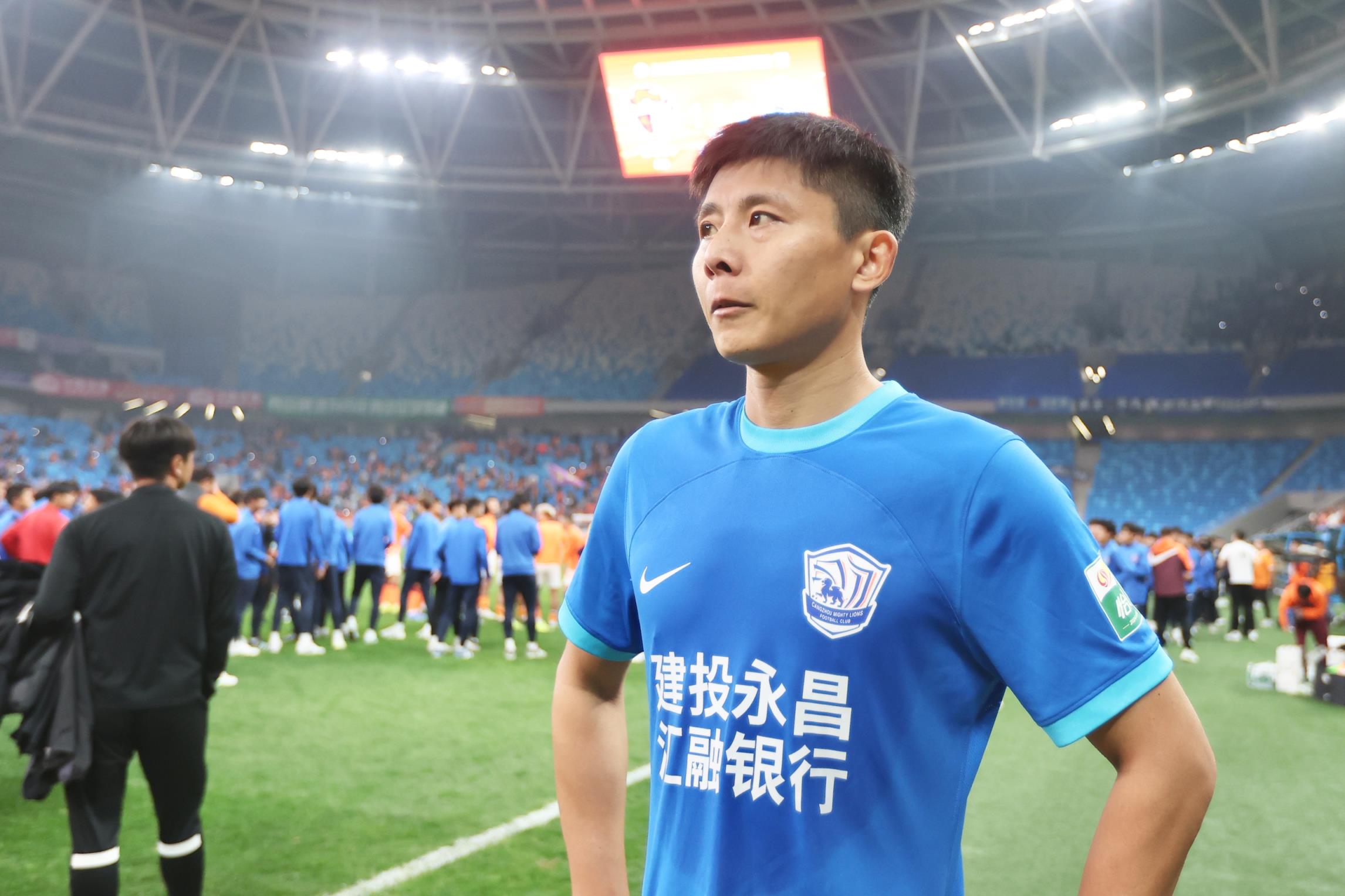 今天第5個！鄭凱木質(zhì)疑滄州：連續(xù)四年欠球員工資，還能過準(zhǔn)入？